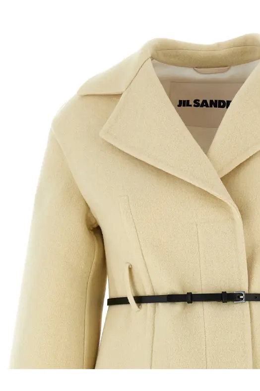 02' coat White