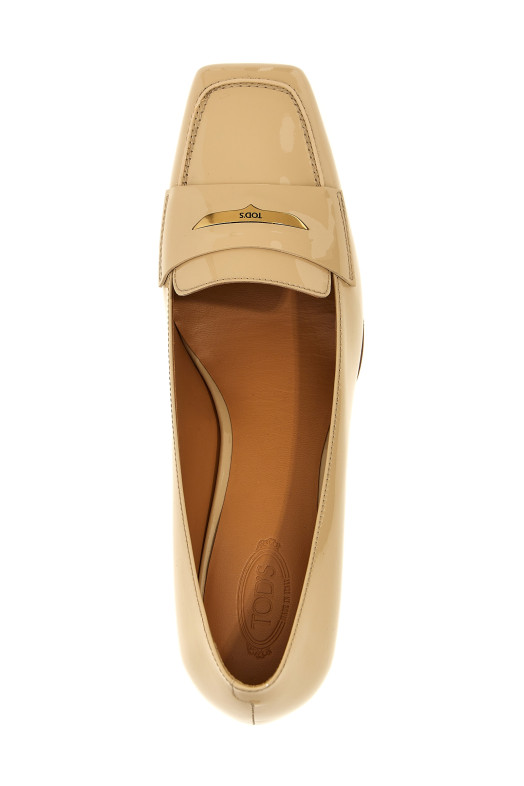 Туфлі з лакованої шкіри Бежевий TOD'S XXW96K0JE40SFKC600 Туфлі з лакованої шкіри Бежевий TOD'S XXW96K0JE40SFKC600