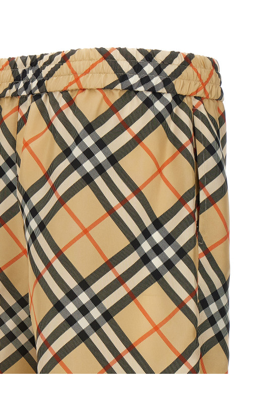 Шорты-бермуды из шелка в клетку Бежевый BURBERRY 8091199SANDIPCHECK Шорты-бермуды из шелка в клетку Бежевый BURBERRY 8091199SANDIPCHECK