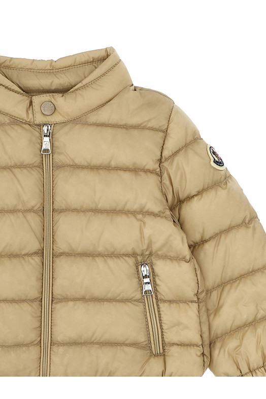 Пуховик MONCLER ENFANT 'Acorus' Бежевий K19511A00021597YF200 Пуховик MONCLER ENFANT 'Acorus' Бежевий K19511A00021597YF200