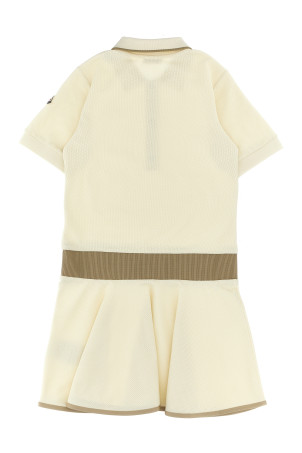 Платье из пике Белый MONCLER ENFANT K19548I00001899YV050 Платье из пике Белый MONCLER ENFANT K19548I00001899YV050