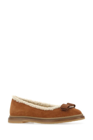 Балетки из замши цвета карамели SALVATORE FERRAGAMO (01D9337567011C) Балетки из замши цвета карамели SALVATORE FERRAGAMO (01D9337567011C)
