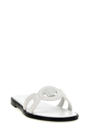 Босоніжки VERSACE 'Medusa '95' Білий 1018364DVT2P1W560 Босоніжки VERSACE 'Medusa '95' Білий 1018364DVT2P1W560