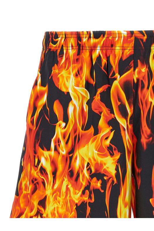 Бермуди VETEMENTS 'Black & Orange Fire' Різнокольорові UA66SS400XFIREPRINT Бермуди VETEMENTS 'Black & Orange Fire' Різнокольорові UA66SS400XFIREPRINT