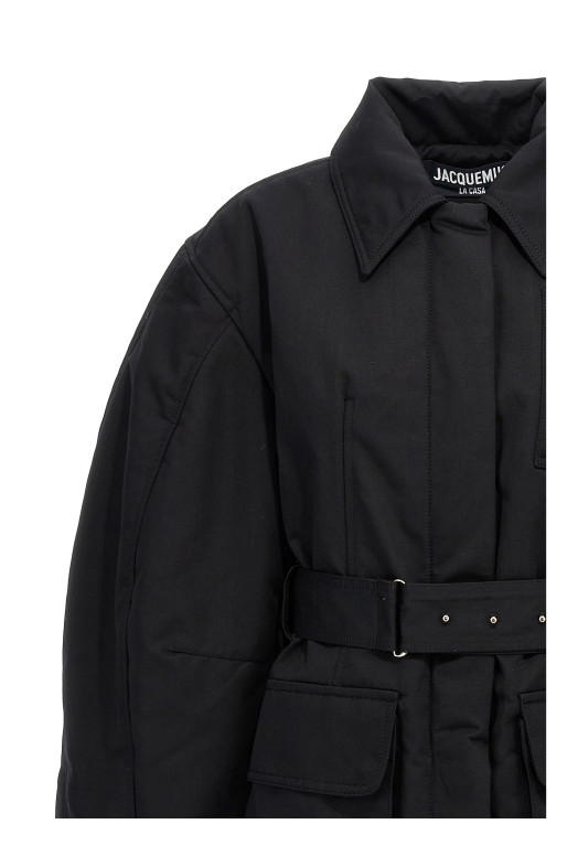 Піджак JACQUEMUS 'Le Blouson Bari' Чорний 24H243CO0671534990 Піджак JACQUEMUS 'Le Blouson Bari' Чорний 24H243CO0671534990