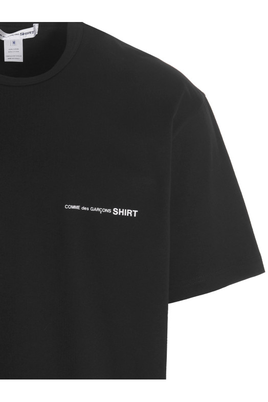 Футболка з логотипом чорна COMME DES GARCONS SHIRT FOT026S251 Футболка з логотипом чорна COMME DES GARCONS SHIRT FOT026S251