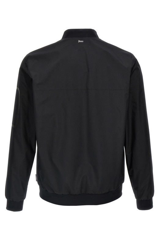 Бомбер GORE-TEX черный HERNO GI000457U111069300 Бомбер GORE-TEX черный HERNO GI000457U111069300
