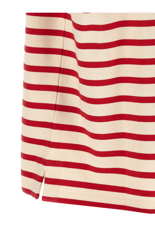 Футболка Valentino Garavani 'Chez Valentino' Красный V3MG16RAPVRHK Футболка Valentino Garavani 'Chez Valentino' Красный V3MG16RAPVRHK