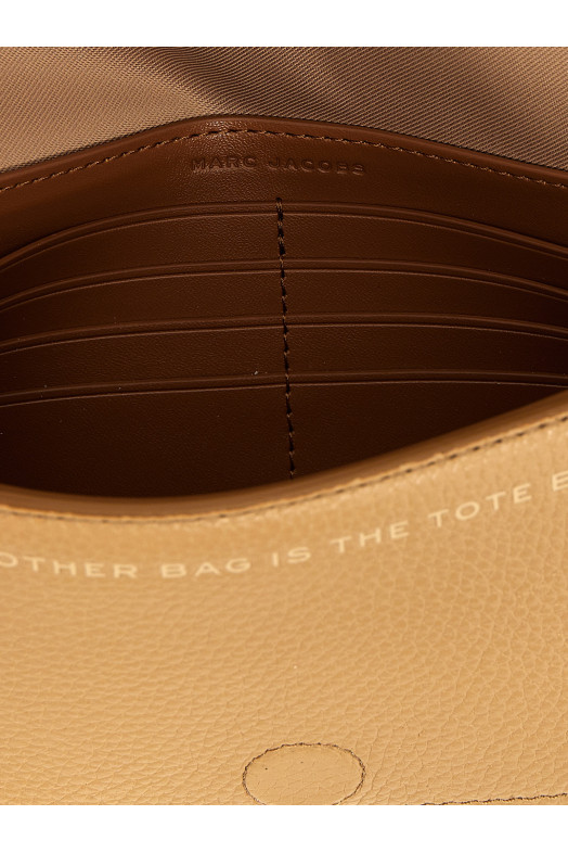 Сумка кроссбоди MARC JACOBS 'The Leather Mini Bag' бежевого цвета 2S4SMN080S02230 Сумка кроссбоди MARC JACOBS 'The Leather Mini Bag' бежевого цвета 2S4SMN080S02230