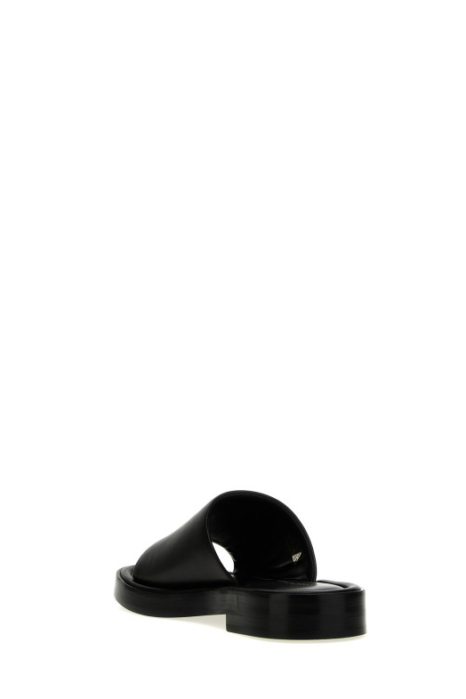 Giunone’ sandals Black
