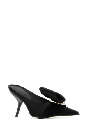 Чорні атласні туфлі Emii 85 SALVATORE FERRAGAMO (01F7947629851C) Чорні атласні туфлі Emii 85 SALVATORE FERRAGAMO (01F7947629851C)