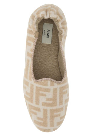 Аксессуары для образа жизни FENDI (FXH006AALR) Аксессуары для образа жизни FENDI (FXH006AALR)