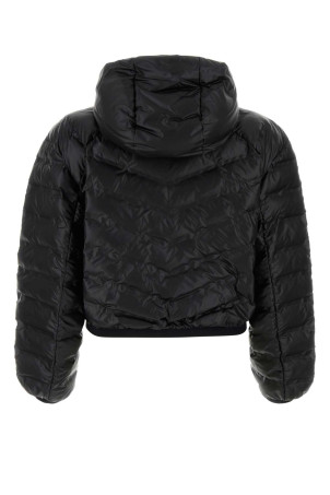 Черная куртка с набивкой из полиуретановой смеси Черная PRADA (291699S1921T2Y) Черная куртка с набивкой из полиуретановой смеси Черная PRADA (291699S1921T2Y)