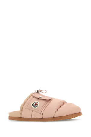 Pink fabric Mon Pocket slippers MONCLER (4M00040M5080) Pink fabric Mon Pocket slippers MONCLER (4M00040M5080)