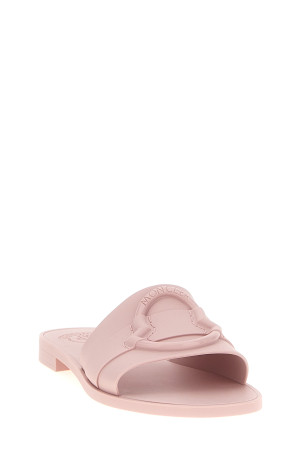 'Mon' slides Pink 'Mon' slides Pink