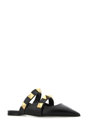 Черные кожаные тапочки Roman Stud Черный VALENTINO GARAVANI (ZW2S0BK8KET) Черные кожаные тапочки Roman Stud Черный VALENTINO GARAVANI (ZW2S0BK8KET)