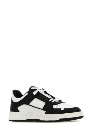 Two-tone leather Freedots sneakers VALENTINO GARAVANI (7Y2S0H43RDG) Two-tone leather Freedots sneakers VALENTINO GARAVANI (7Y2S0H43RDG)