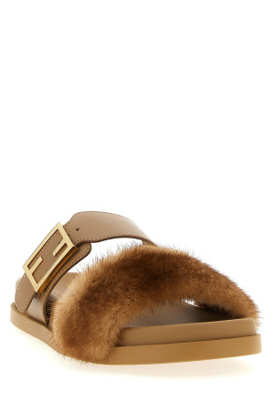 Коричневые слайды 'Fendi Feel' 8X8710AHGHF1SZ2 Коричневые слайды 'Fendi Feel' 8X8710AHGHF1SZ2