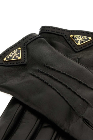 Черные перчатки из кожи наппа Черные PRADA (1GG74C038) Черные перчатки из кожи наппа Черные PRADA (1GG74C038)