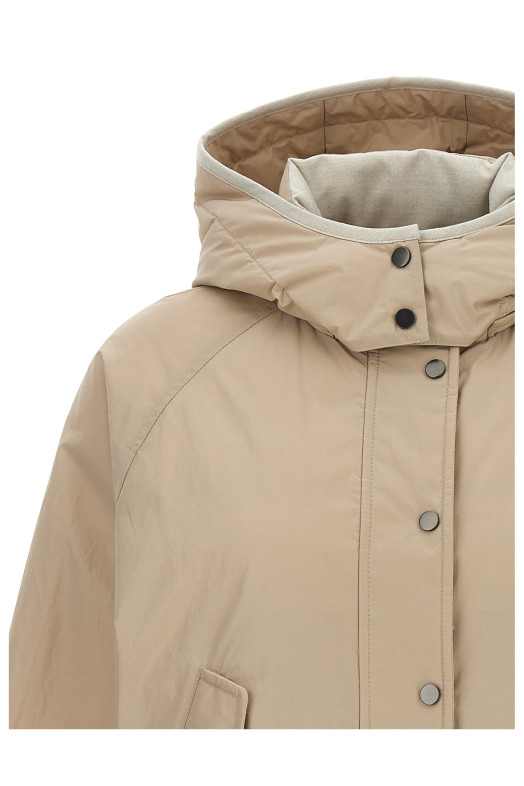 Укорочений пуховик Бежевий BRUNELLO CUCINELLI MG5017835PC6037 Укорочений пуховик Бежевий BRUNELLO CUCINELLI MG5017835PC6037