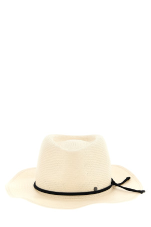 'Andre' hat White