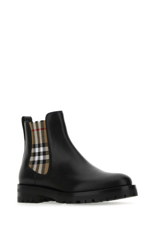 Чорні шкіряні ботильйони BURBERRY (8042363) Чорні шкіряні ботильйони BURBERRY (8042363)