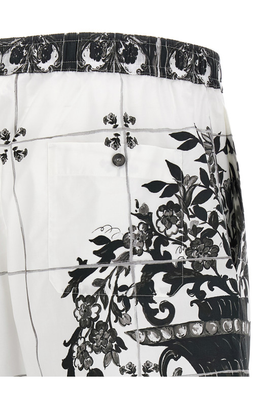 Бермуды с принтом «Майолика» Черно-серые GV37ATHH5ECI33TN Бермуды с принтом «Майолика» Черно-серые GV37ATHH5ECI33TN