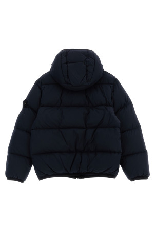 Логотип на накладці на капюшоні синя куртка STONE ISLAND JUNIOR K2S164100017S0028V0020 Логотип на накладці на капюшоні синя куртка STONE ISLAND JUNIOR K2S164100017S0028V0020