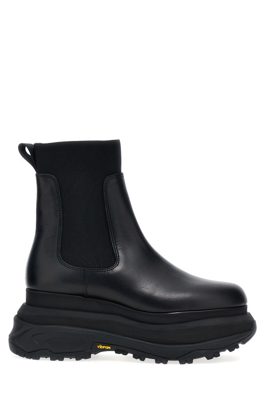 Chelsea leather ankle boots Black