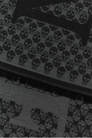 Embroidered wool foulard Multicolor ALEXANDER MCQUEEN (8353754200Q) Embroidered wool foulard Multicolor ALEXANDER MCQUEEN (8353754200Q)
