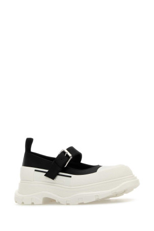 Two-tone leather and rubber ballerinas ALEXANDER MCQUEEN (839638WIAGY) Two-tone leather and rubber ballerinas ALEXANDER MCQUEEN (839638WIAGY)