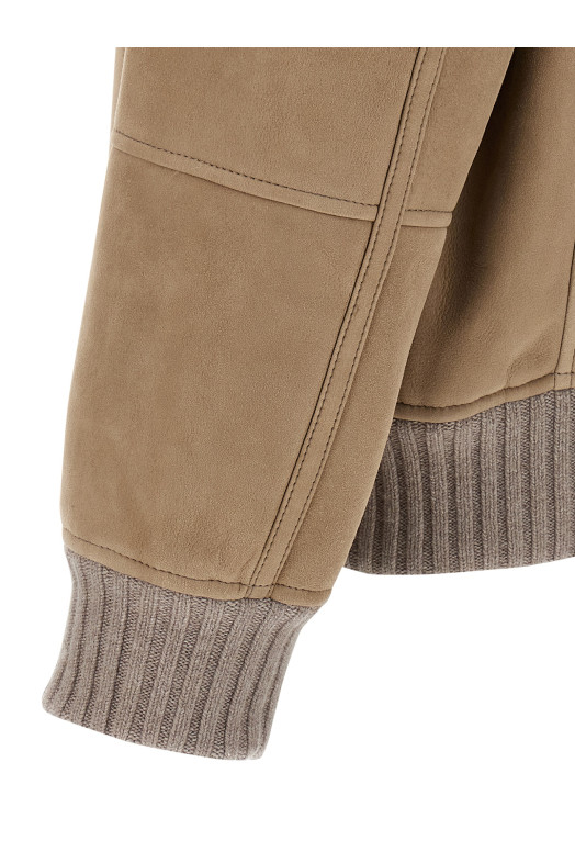 Замшевая куртка-бомбер с волнистым краем, бежевая BRUNELLO CUCINELLI MPMLS1737C4248