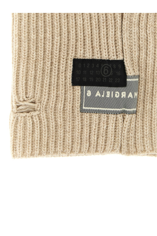 Distressed wool balaclava Beige