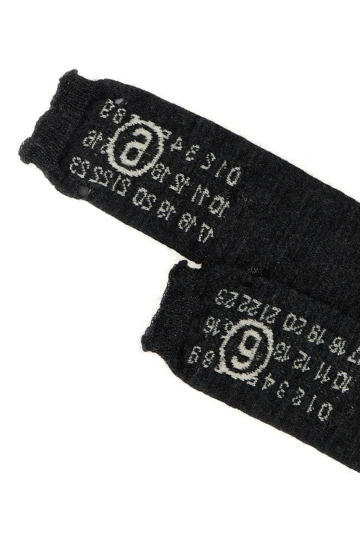 Перчатки «Цифровая подпись MM6» Серые S52TS0043M13135855 Перчатки «Цифровая подпись MM6» Серые S52TS0043M13135855