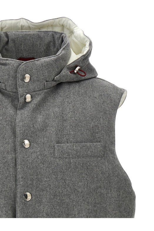 Ваточный шерстяной жилет Серый BRUNELLO CUCINELLI MM4701775CDH81 Ваточный шерстяной жилет Серый BRUNELLO CUCINELLI MM4701775CDH81