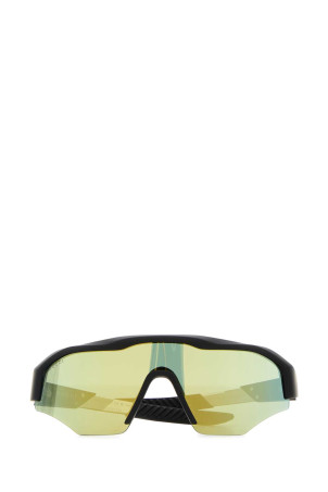 Черные ацетатные солнцезащитные очки GUCCI (840155J1691)