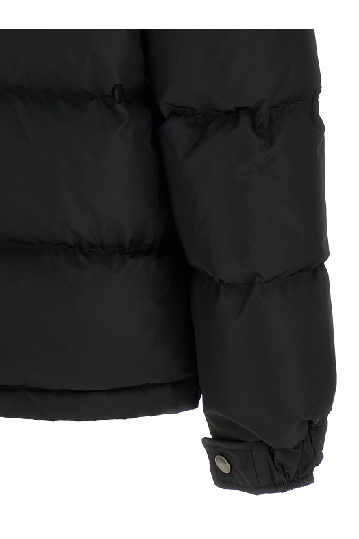 Пуховик Valentino Garavani «VLogo Signature» Черный V3CNB316FN0NO Пуховик Valentino Garavani «VLogo Signature» Черный V3CNB316FN0NO