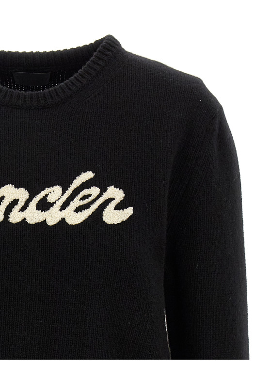 Свитер с логотипом из синели Черно-серый MONCLER K20939C00004M4281999 Свитер с логотипом из синели Черно-серый MONCLER K20939C00004M4281999