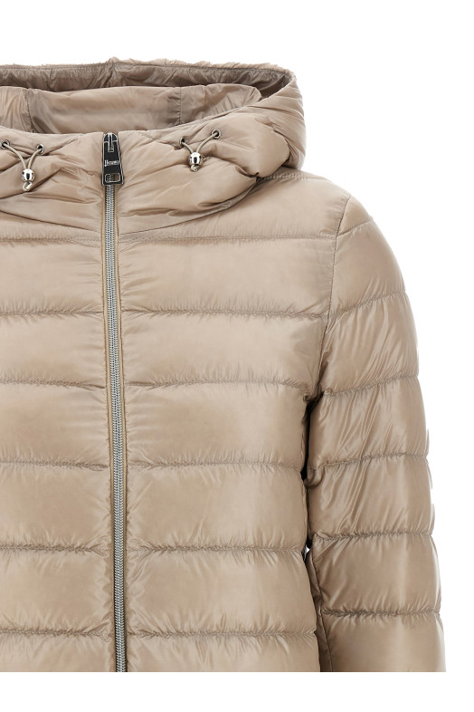 Пуховик «A-Shape Resort» Бежевий PI00133DR12017Z1985 Пуховик «A-Shape Resort» Бежевий PI00133DR12017Z1985