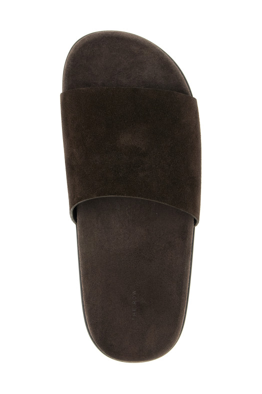 «Хью» скользит по Брауну F2109L302LQB «Хью» скользит по Брауну F2109L302LQB