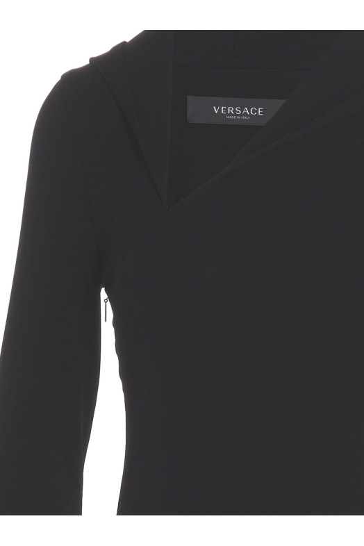 Длинное платье с капюшоном и вырезами Черное VERSACE (10100001A012531B000)