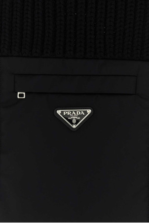 Черный шерстяной шарф Black PRADA (2FS1061WTO) Черный шерстяной шарф Black PRADA (2FS1061WTO)