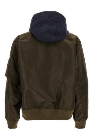 Нейлонова куртка-бомбер з капюшоном, різнокольорова SACAI 2503784M532 Нейлонова куртка-бомбер з капюшоном, різнокольорова SACAI 2503784M532