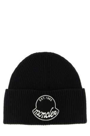 Шапка з логотипом, чорна MONCLER K20913B00029M1242999 Шапка з логотипом, чорна MONCLER K20913B00029M1242999
