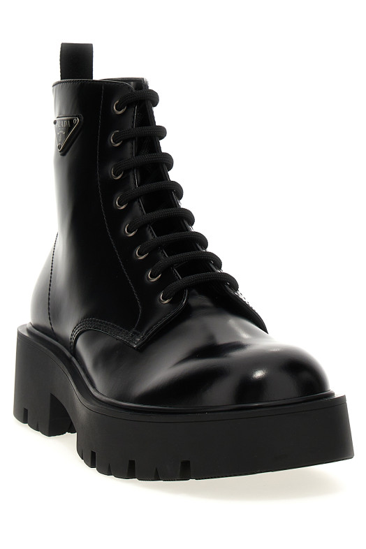 Черевики з матової шкіри з логотипом Чорні PRADA 2TG242FG000B4LF0002 Черевики з матової шкіри з логотипом Чорні PRADA 2TG242FG000B4LF0002