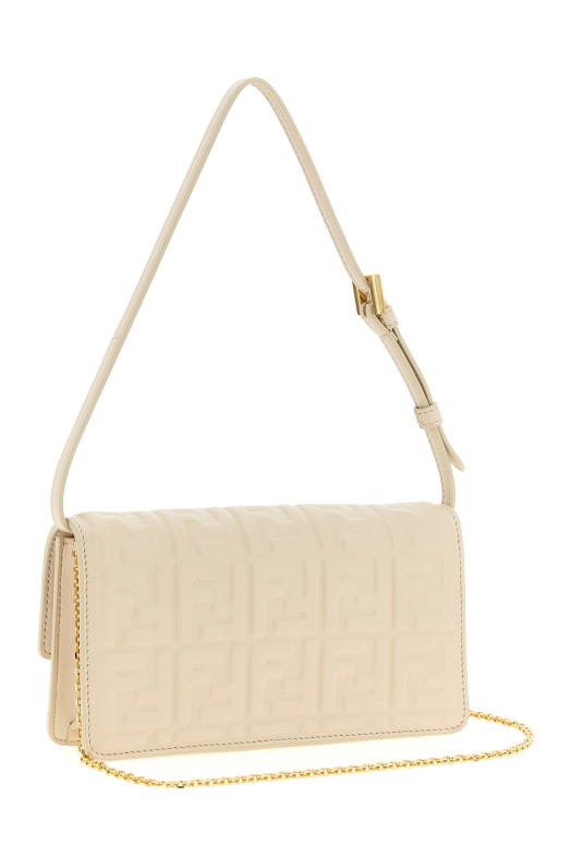 'Baguette' wallet on chain White