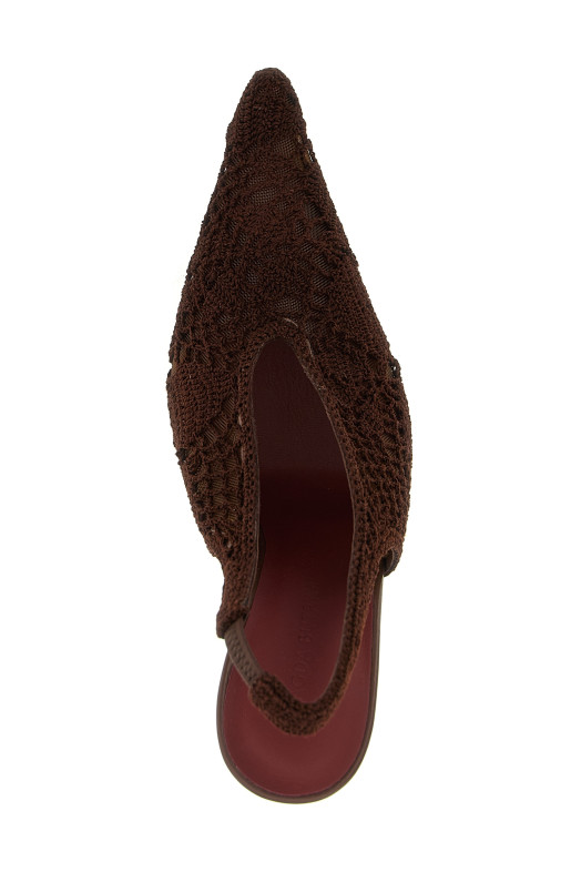 Крючком сзади коричневые туфли MAGDA BUTRYM 524725BROWN