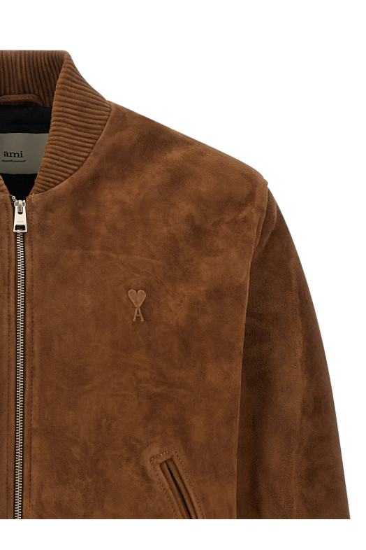 Замшевая куртка-бомбер Разноцветная AMI PARIS HJK152LH0059216 Замшевая куртка-бомбер Разноцветная AMI PARIS HJK152LH0059216