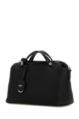 Чорна шкіряна сумочка середнього розміру By The Way Чорна FENDI (8BL155ASU2) Чорна шкіряна сумочка середнього розміру By The Way Чорна FENDI (8BL155ASU2)