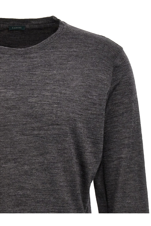 Wool sweater Gray